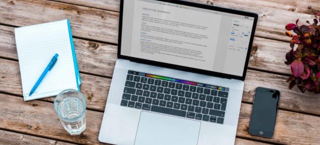 高端簡潔網(wǎng)頁設計